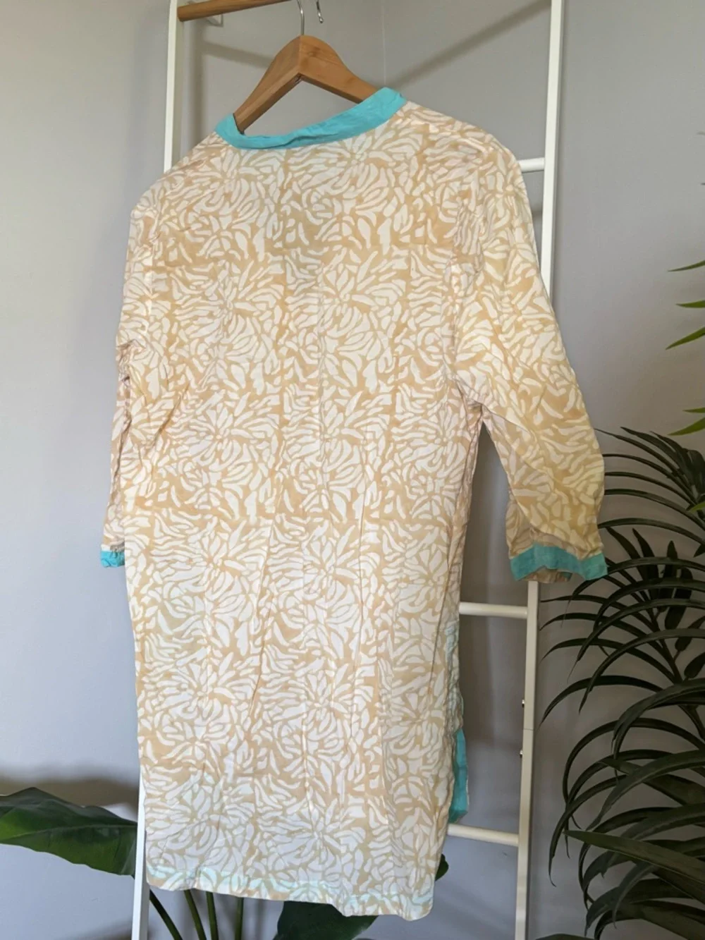 Le Soleil Miami Cream & White Floral Swimsuit Cover Up with Turquoise Trim - Picture 12 of 16